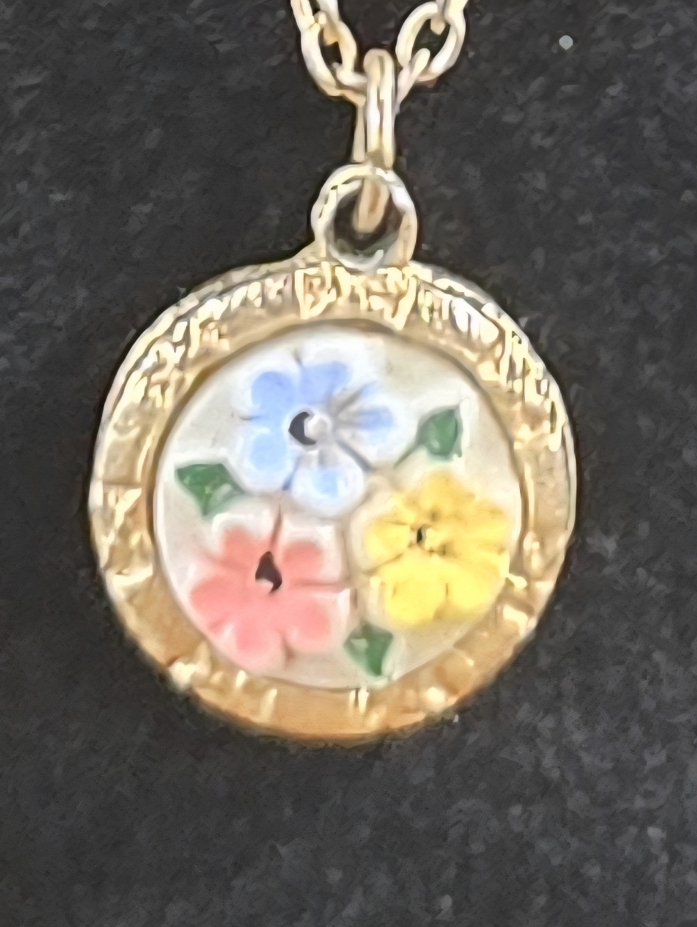 Vintage Porcelain Flowers Necklace